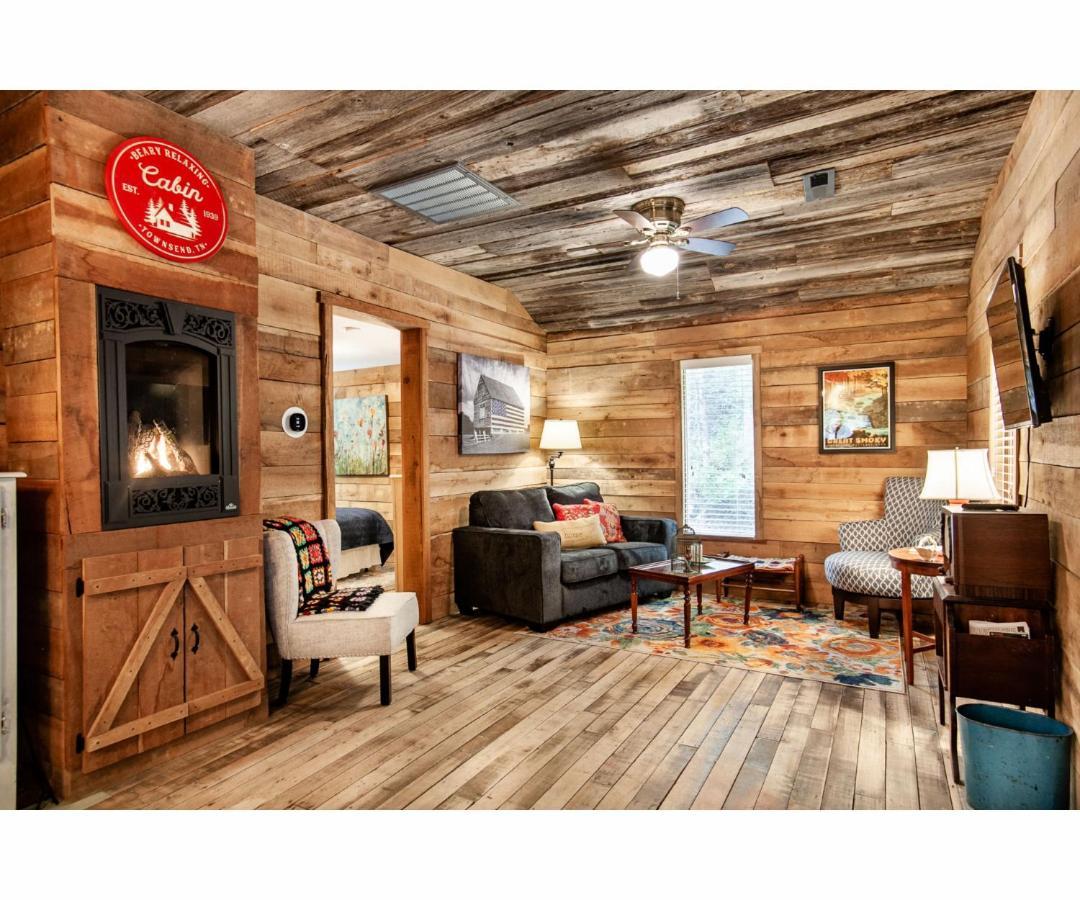 Beary Relaxing Cabin - Rustic With Outdoor Patio Таунсенд Экстерьер фото