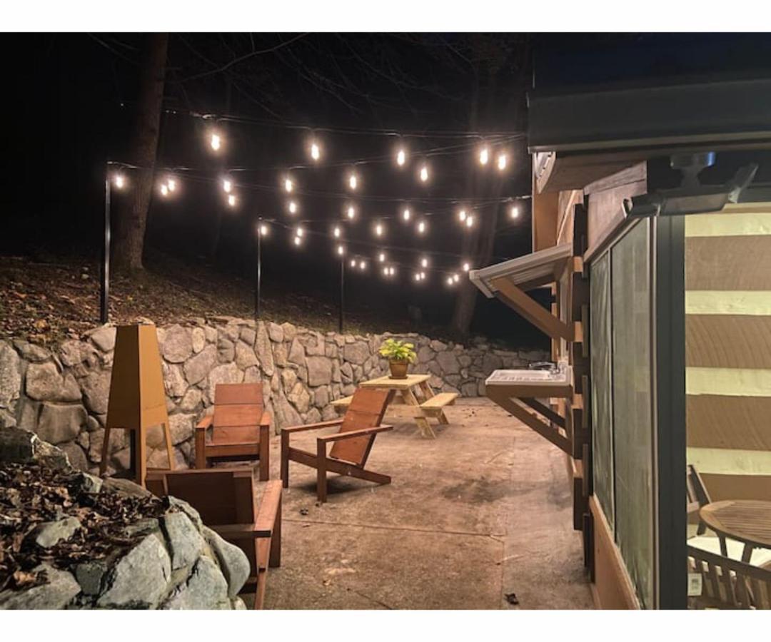 Beary Relaxing Cabin - Rustic With Outdoor Patio Таунсенд Экстерьер фото